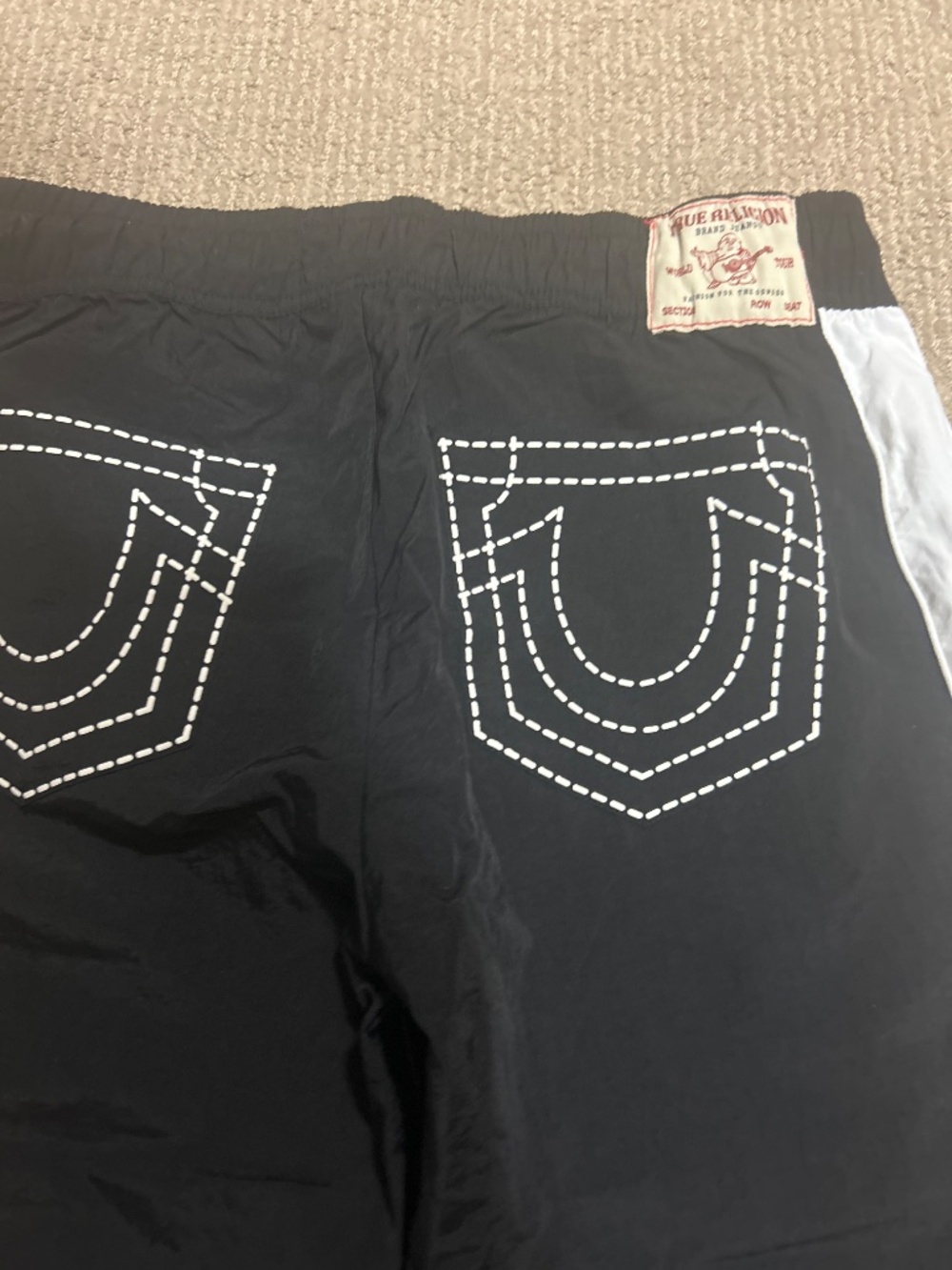 Extremely stylish loose fit sweat pants - Picture 5 of 5